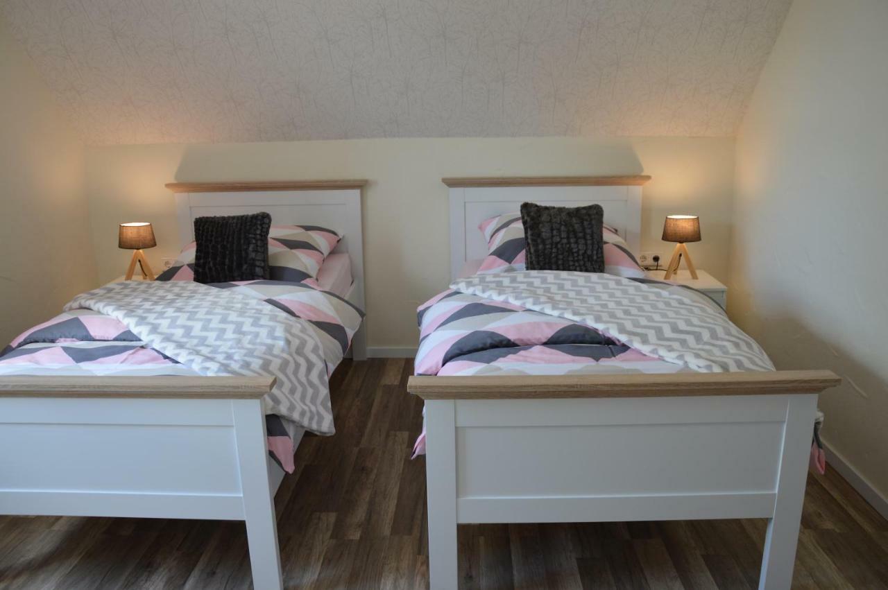 Ferienhaus Eifel-Charme Birgel Buitenkant foto